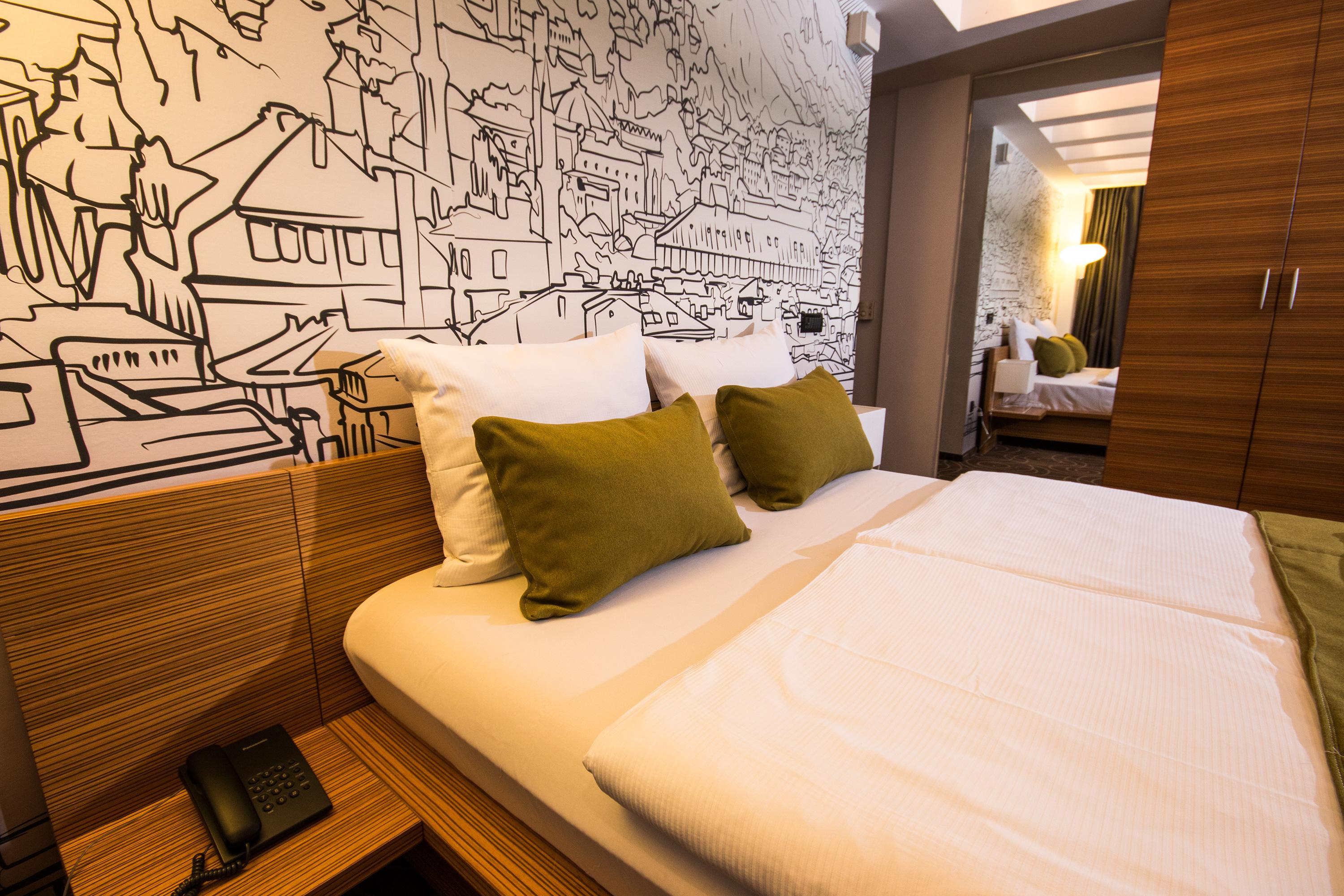 View Deluxe 4*